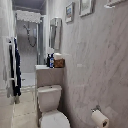 The Red House, 2 Bed Garden In Totterdown, Apartament Bristol