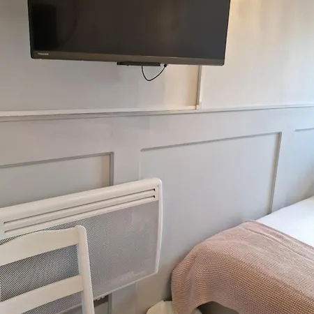 The Red House, 2 Bed Flat In Apartamento *